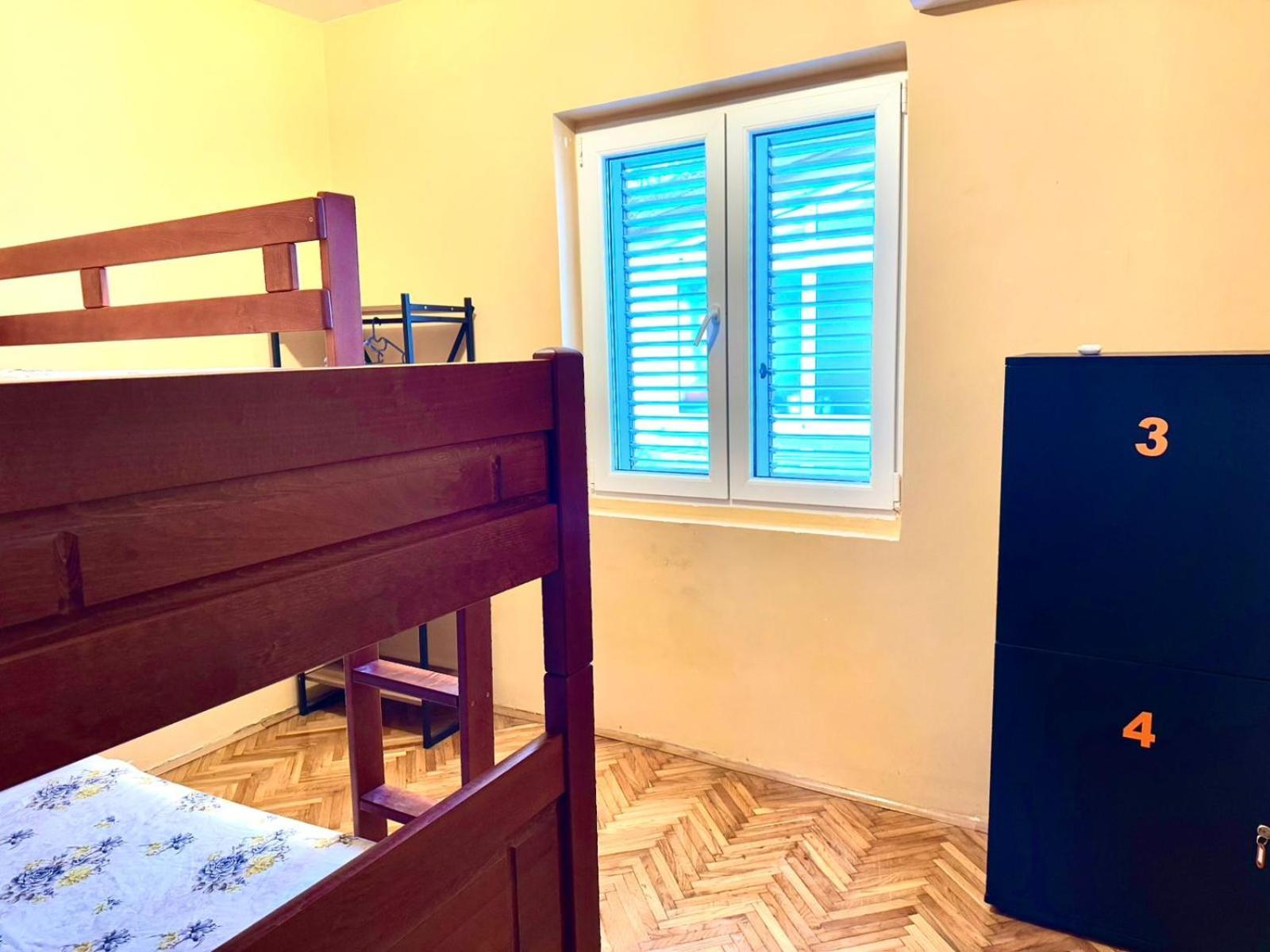 Kotorhostelito Luaran gambar